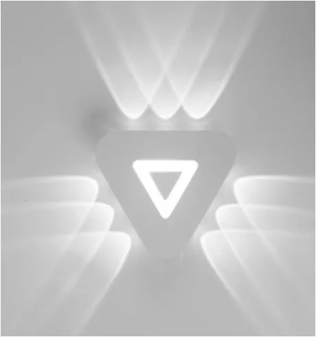 Aplica TRIA LED 9*1W+2W 6500K,Lumina Rece ,21*21*5cm,IP65 Rezistenta la apa ,Alba